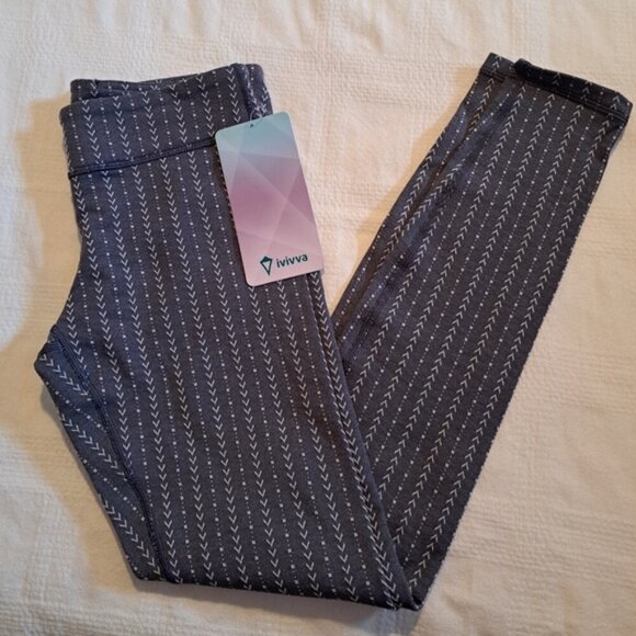Ivivva girls size 14 2 tone gray Rhythmic Tight NWT - Picture 1 of 5